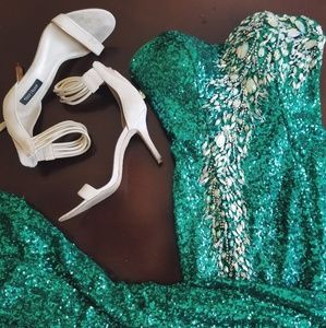 Tony Bowls Prom Dress